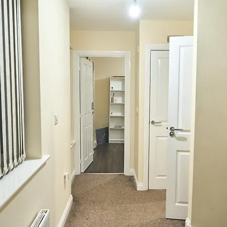 F&Fs Apartment Nuneaton Exterior photo