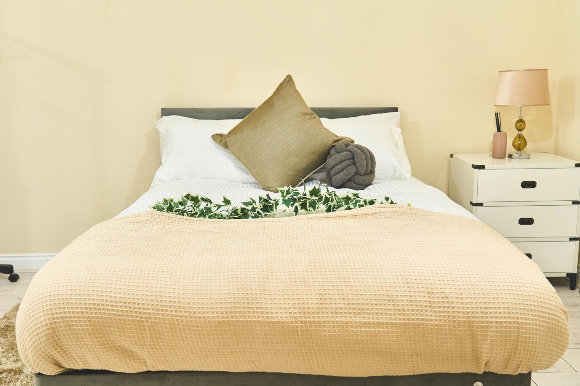Homestay F&fs Nuneaton